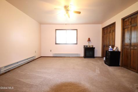 2896 W Lydius Street Schenectady NY 12303