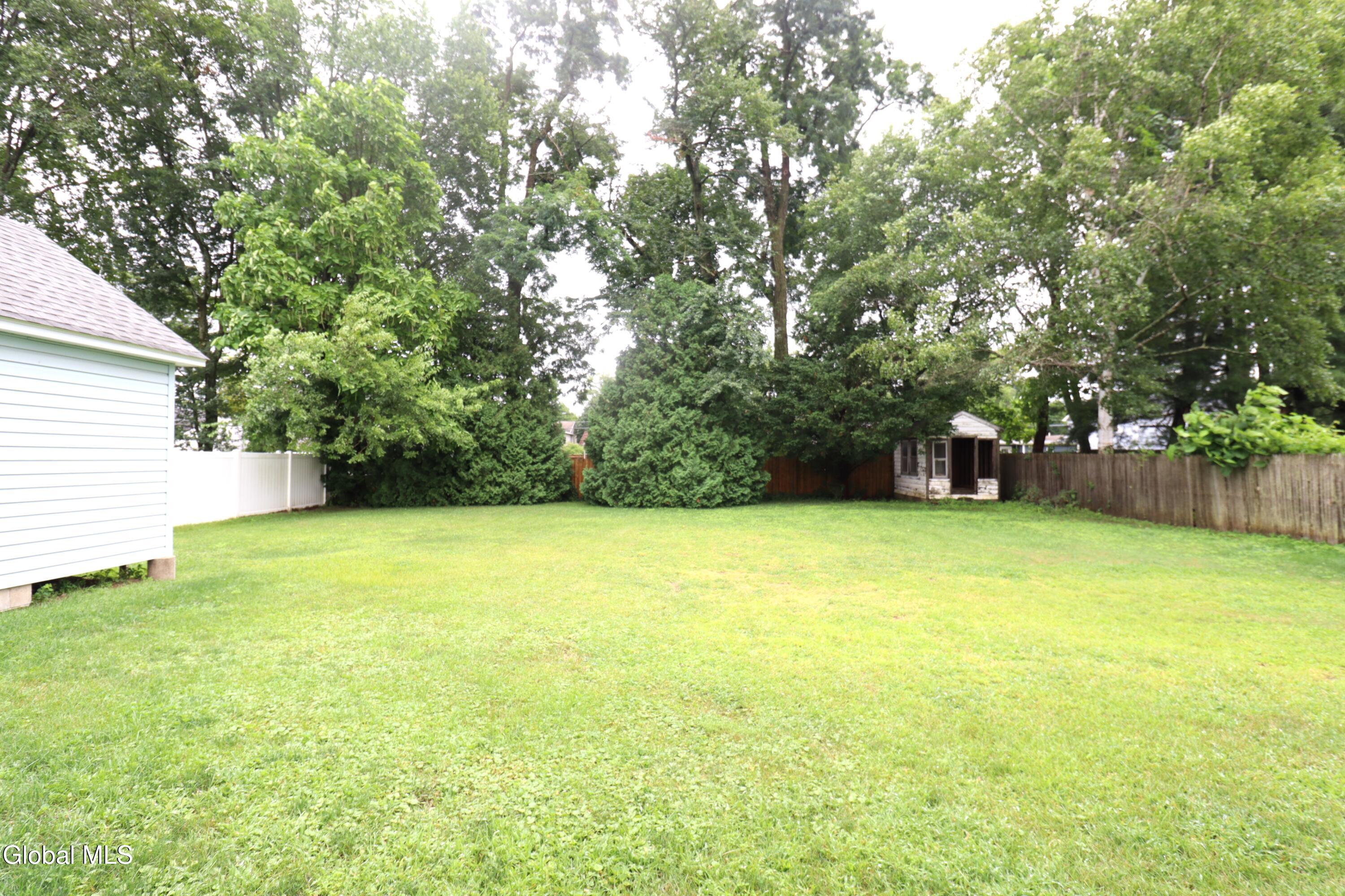 2896 W Lydius Street Schenectady NY 12303