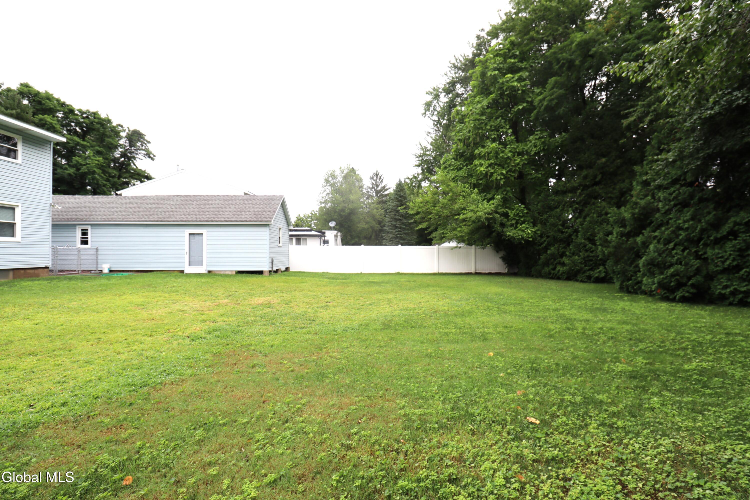 2896 W Lydius Street Schenectady NY 12303