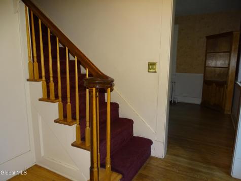 17 Bedell Avenue Delmar NY 12054