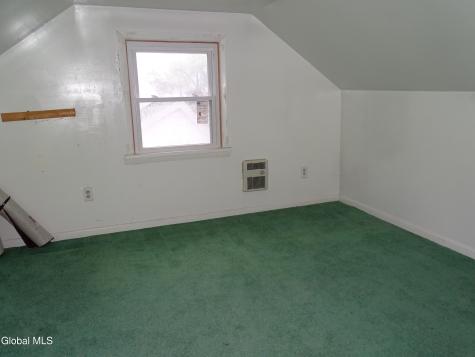 17 Bedell Avenue Delmar NY 12054