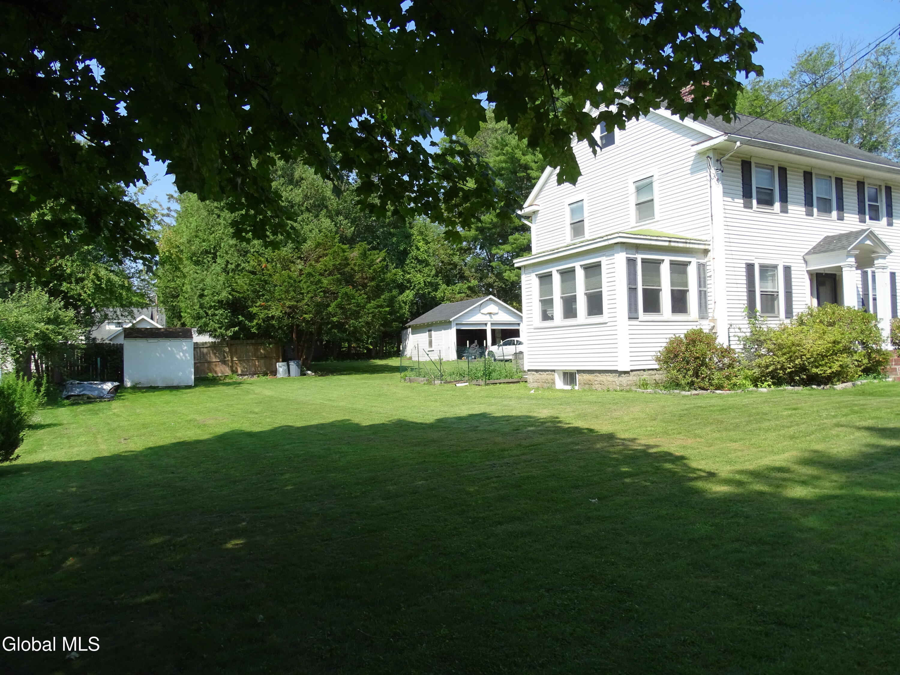 17 Bedell Avenue Delmar NY 12054