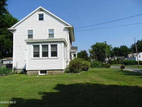 17 Bedell Avenue Delmar NY 12054