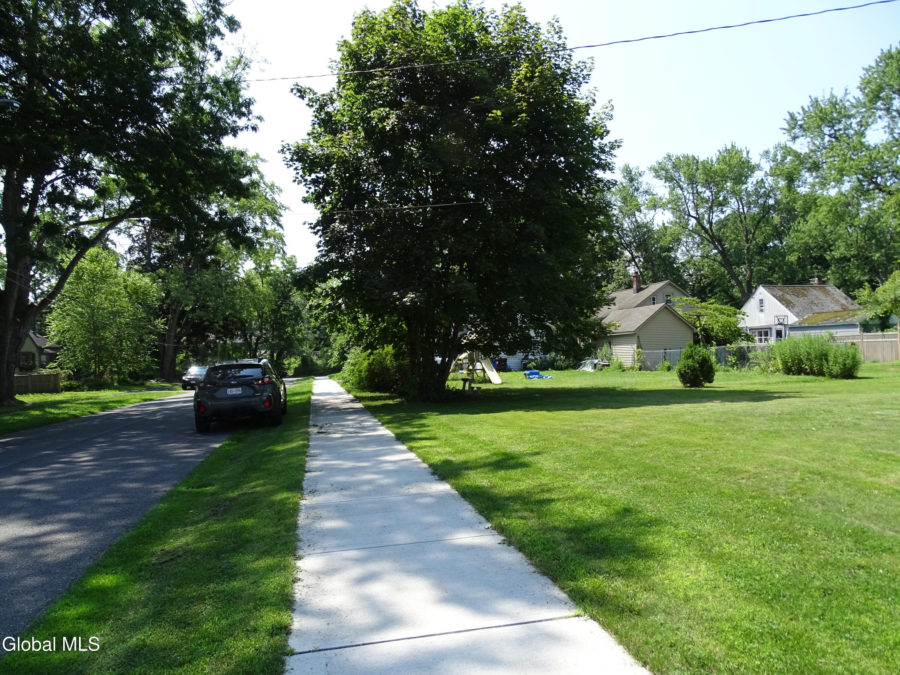 17 Bedell Avenue Delmar NY 12054