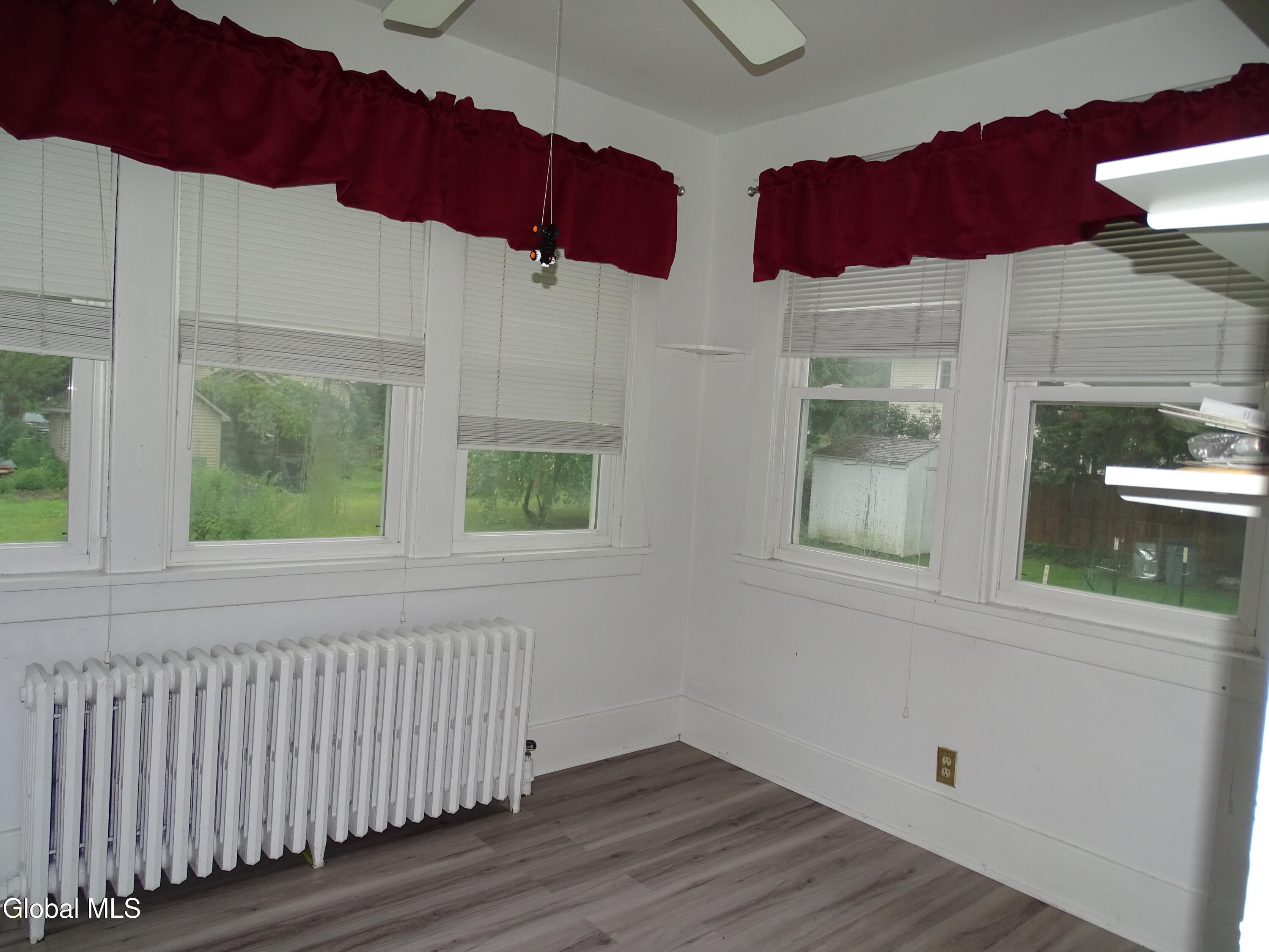 17 Bedell Avenue Delmar NY 12054