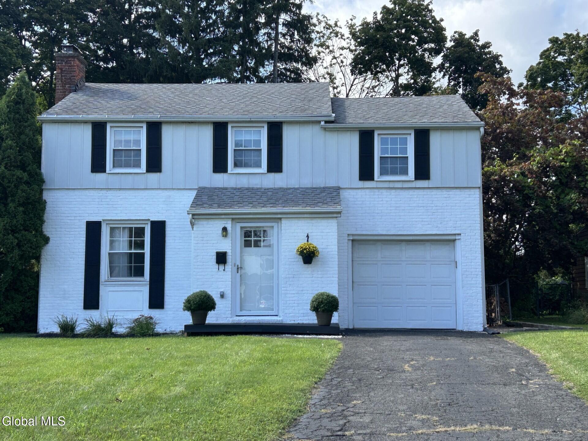 347 S Main Avenue Albany NY 12209