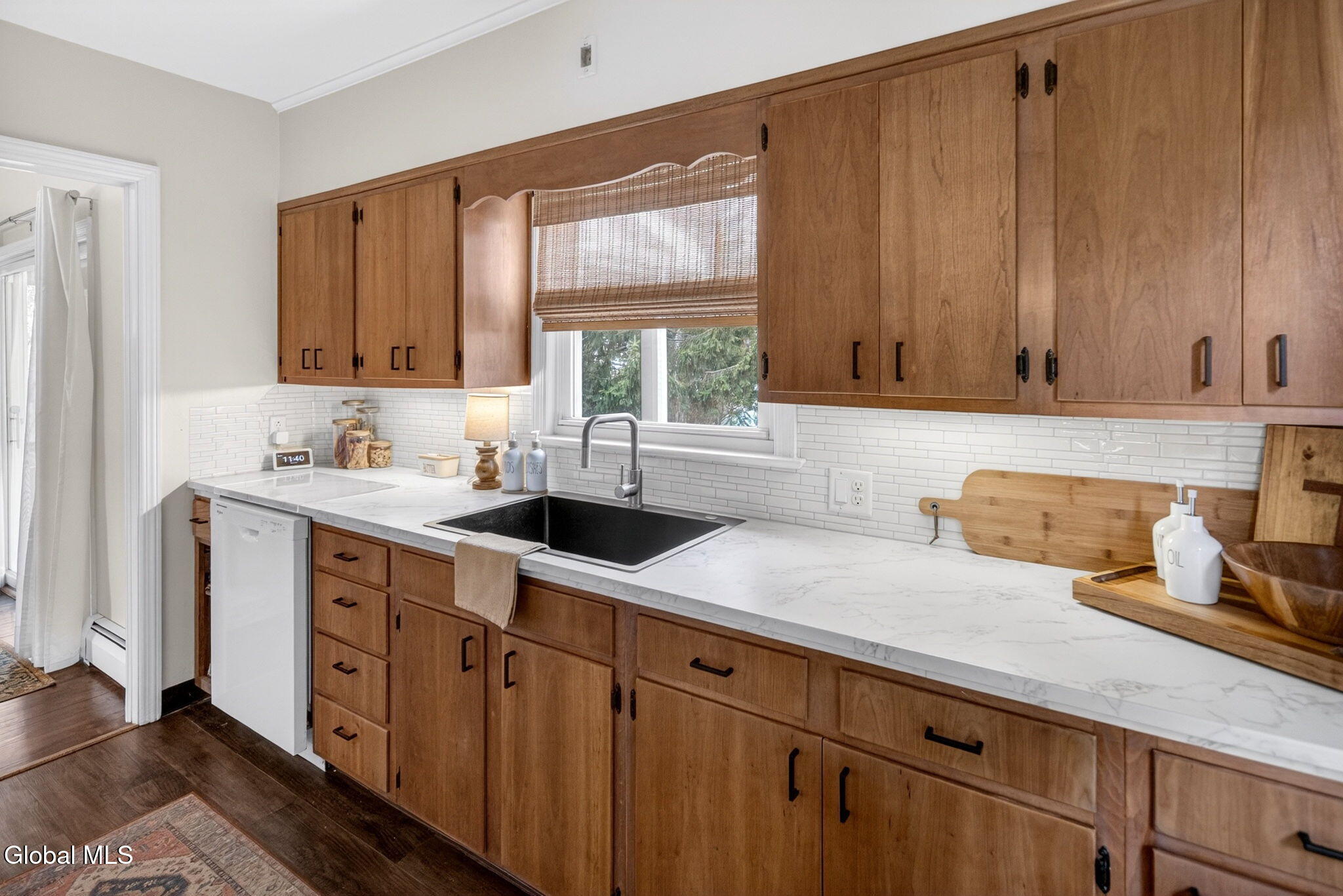 32 Puritan Drive Rotterdam NY 12306