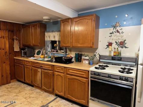 37 Fox Street Selkirk NY 12158