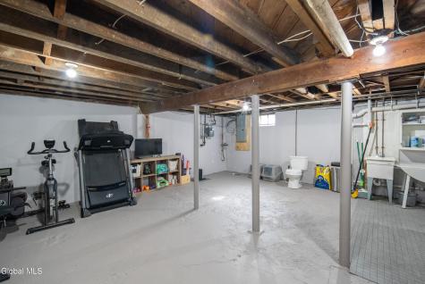 24 Rose Court Cohoes NY 12047