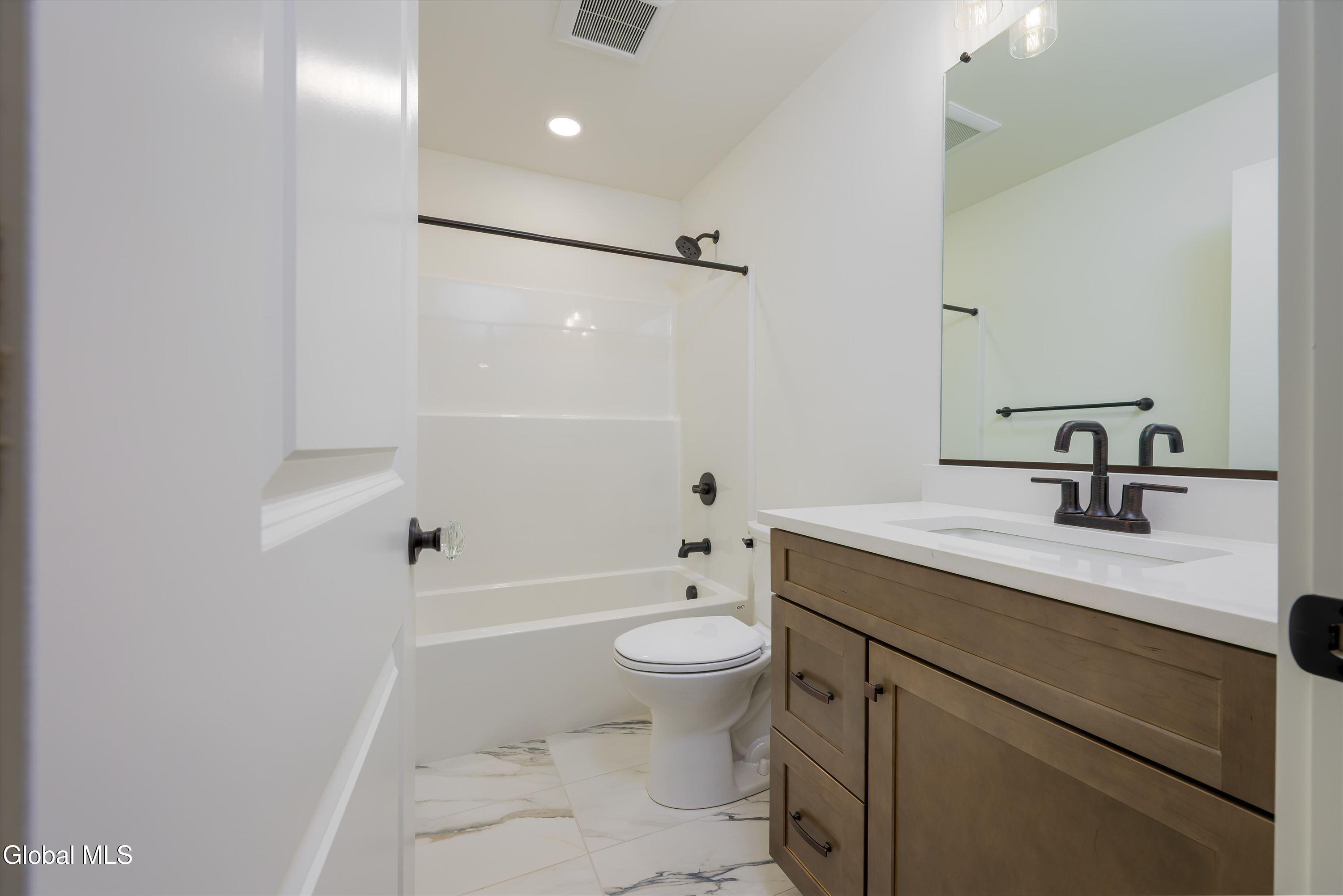 1737 Crescent Road Rexford NY 12148