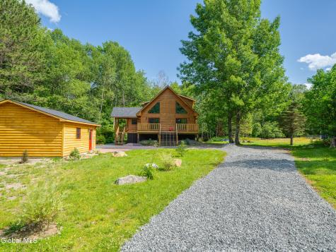 3307 New York 73 Keene NY 12942