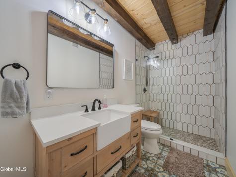 3307 New York 73 Keene NY 12942