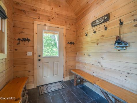 3307 New York 73 Keene NY 12942