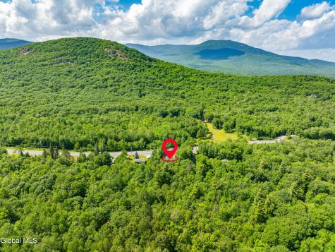 3307 New York 73 Keene NY 12942