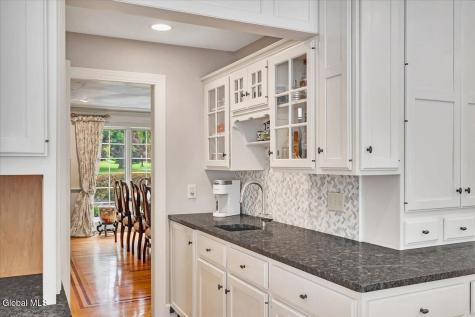 12 Sage Estate Menands NY 12204