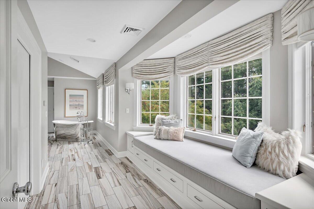 12 Sage Estate Menands NY 12204