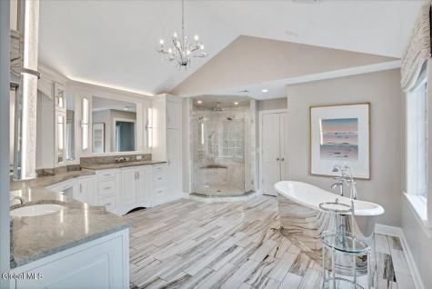 12 Sage Estate Menands NY 12204