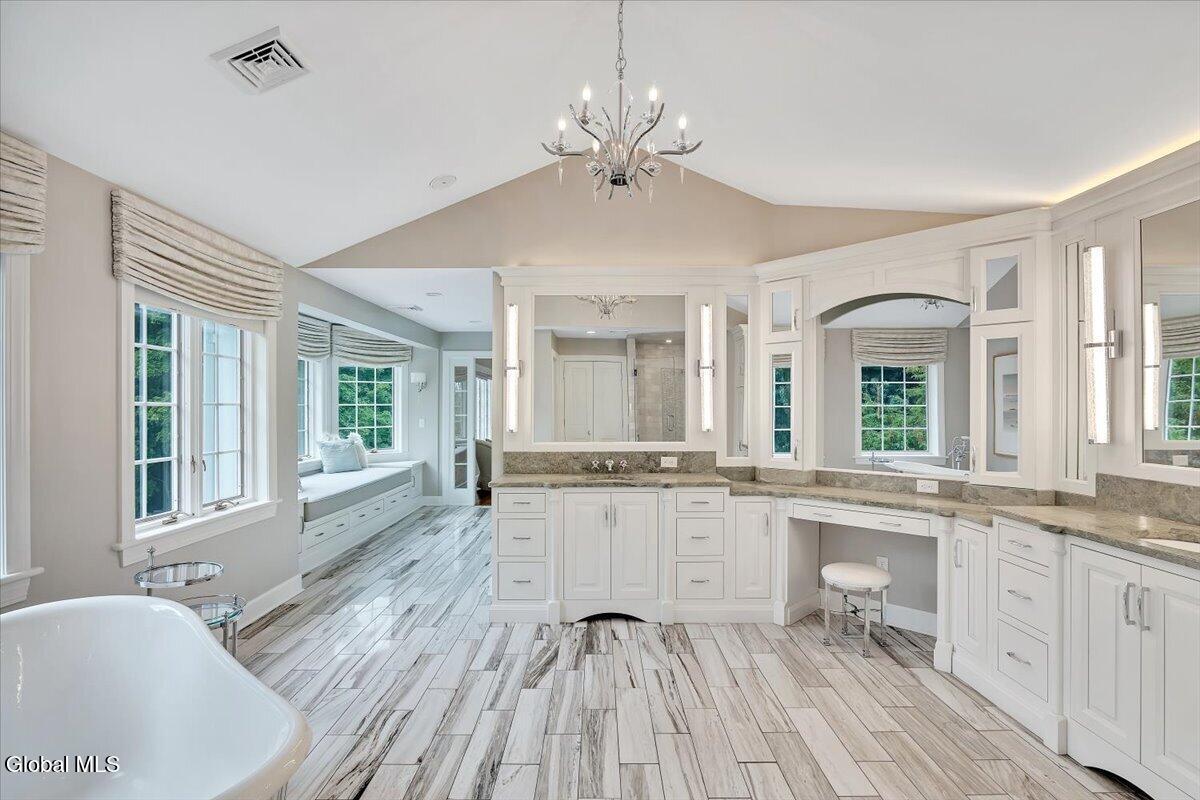 12 Sage Estate Menands NY 12204