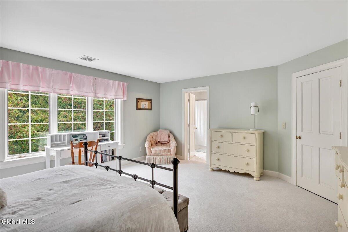 12 Sage Estate Menands NY 12204