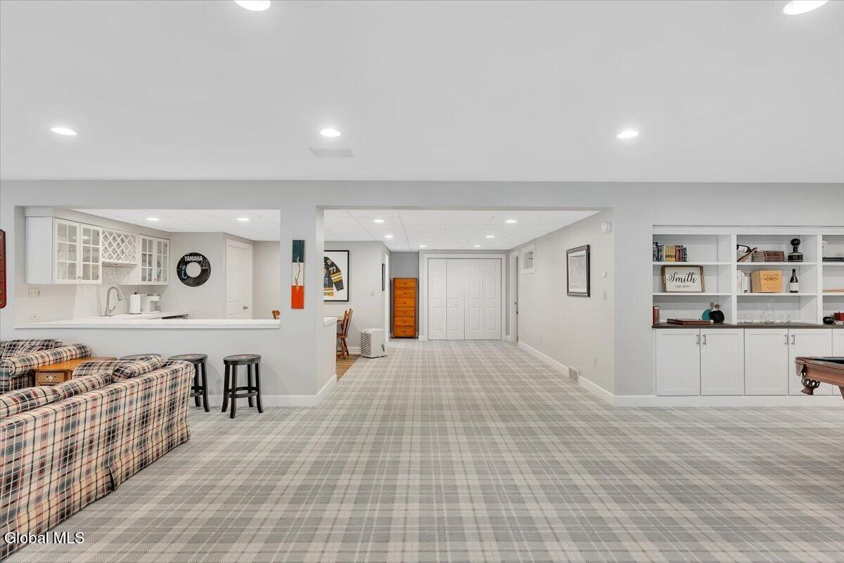 12 Sage Estate Menands NY 12204