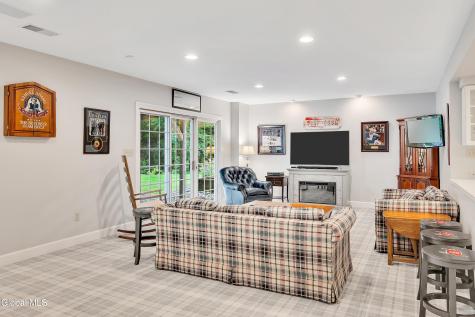 12 Sage Estate Menands NY 12204