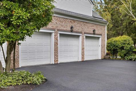 12 Sage Estate Menands NY 12204