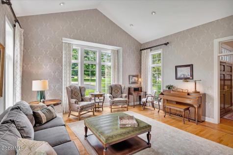 12 Sage Estate Menands NY 12204