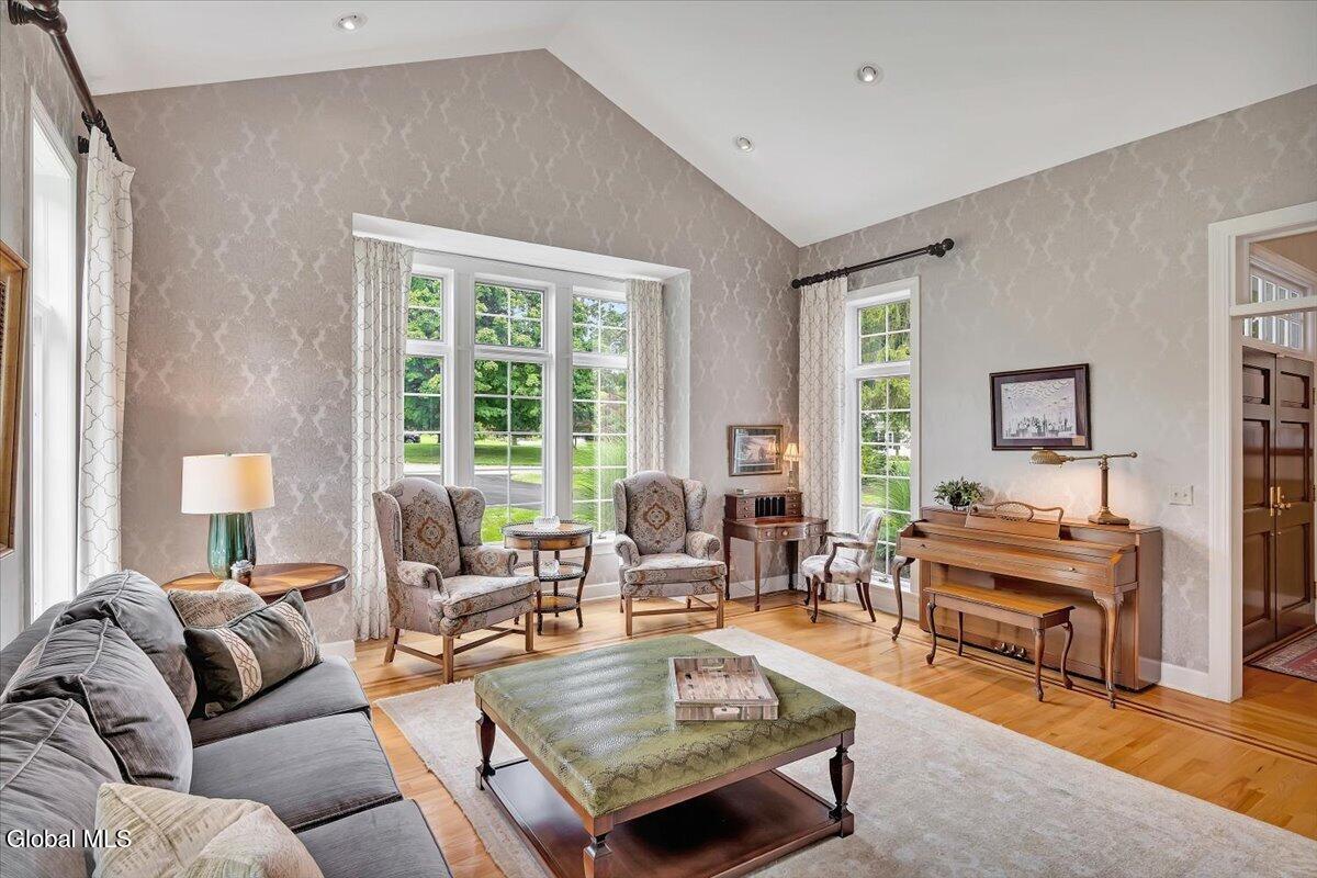 12 Sage Estate Menands NY 12204