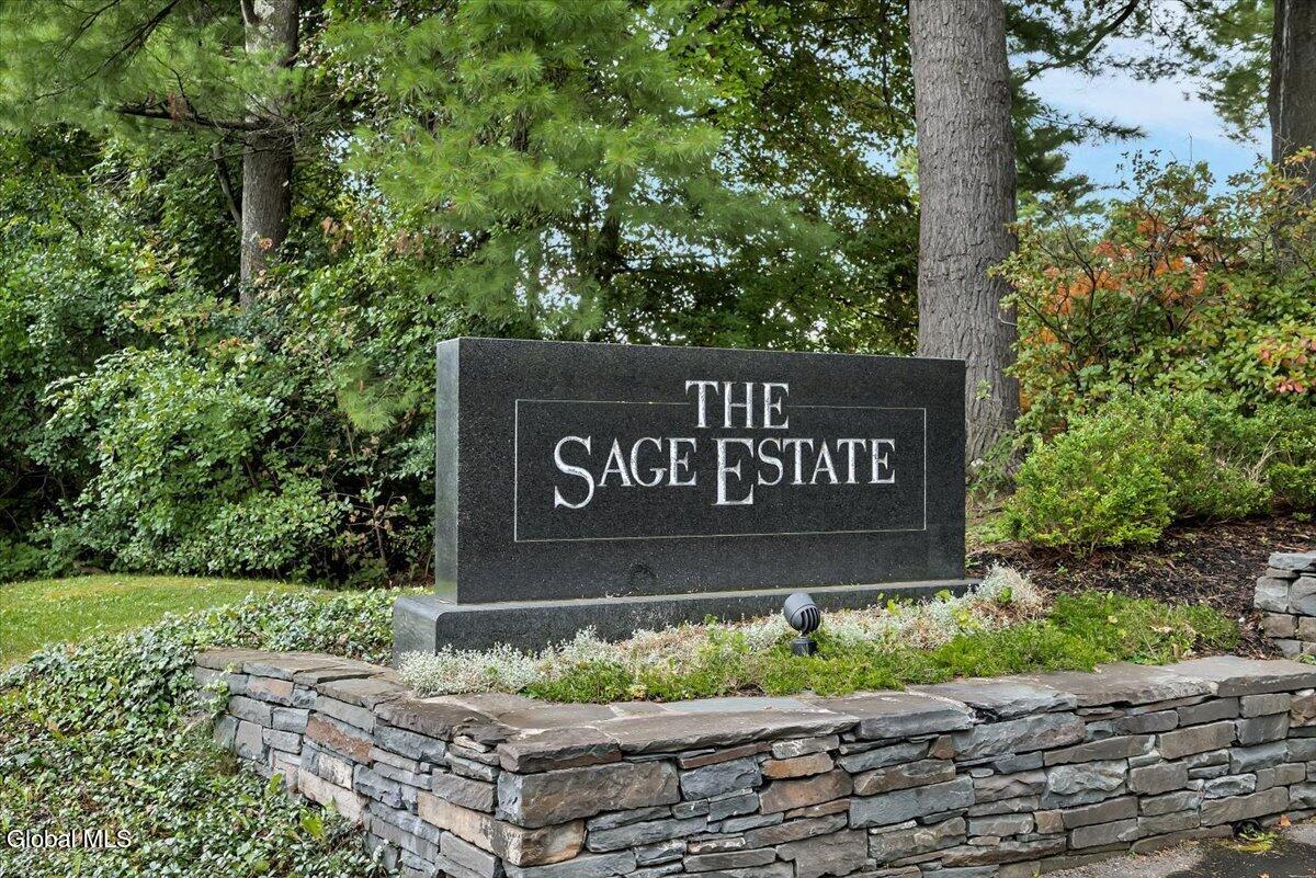 12 Sage Estate Menands NY 12204