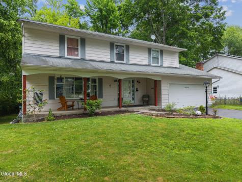 29 Fairway Avenue Delmar NY 12054
