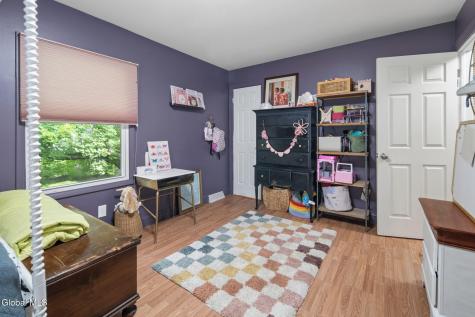 29 Fairway Avenue Delmar NY 12054