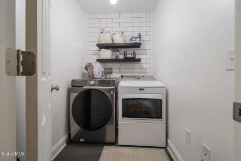29 Fairway Avenue Delmar NY 12054
