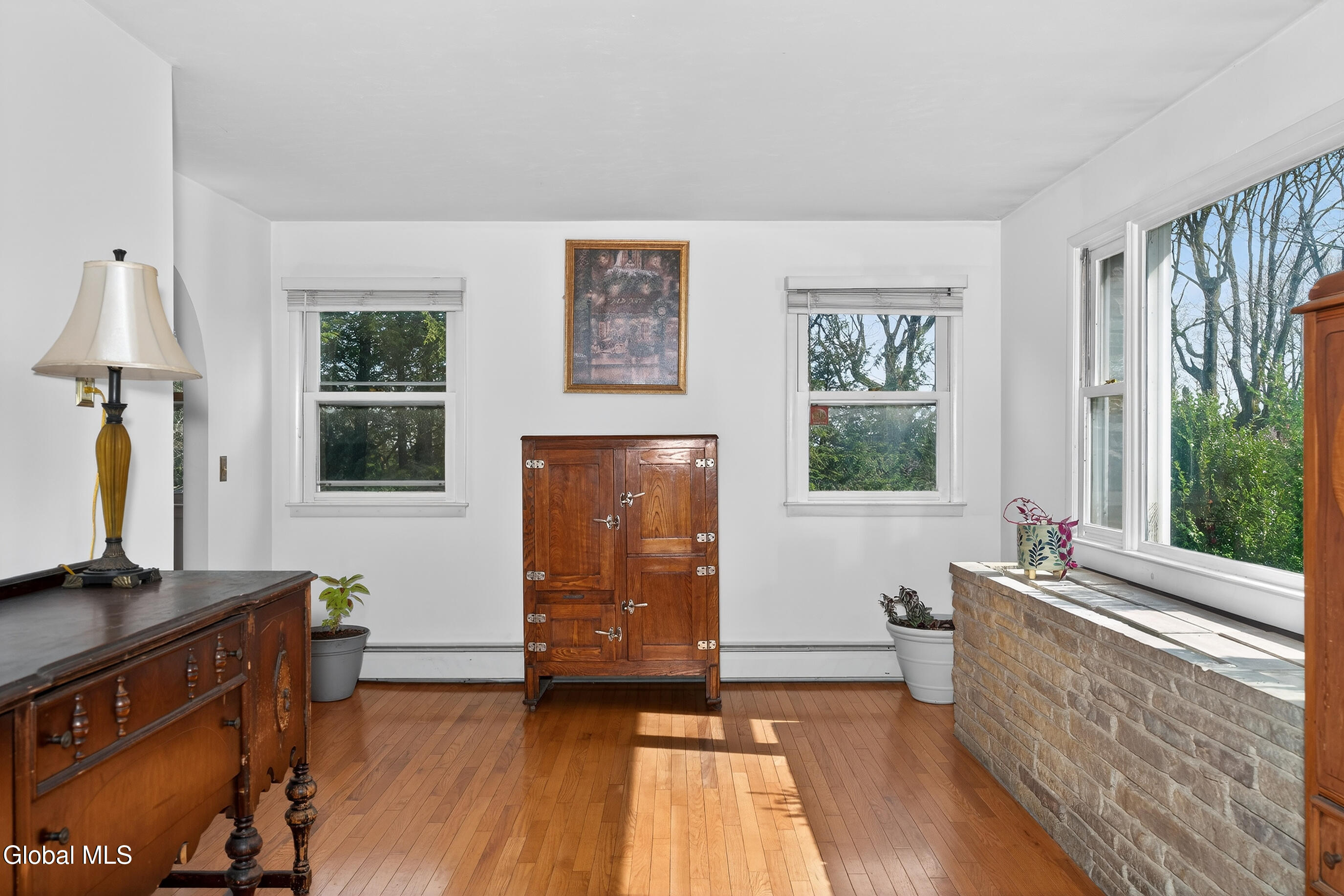 54 High Point Road Berne NY 12023