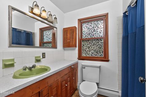 54 High Point Road Berne NY 12023