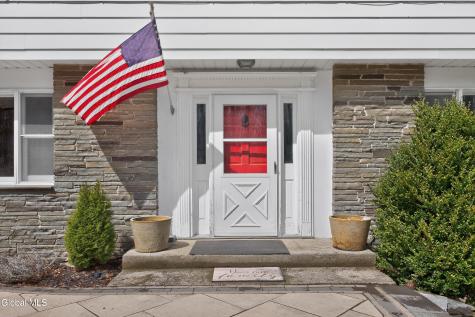 54 High Point Road Berne NY 12023