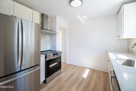 308 Kings Road Schenectady NY 12304