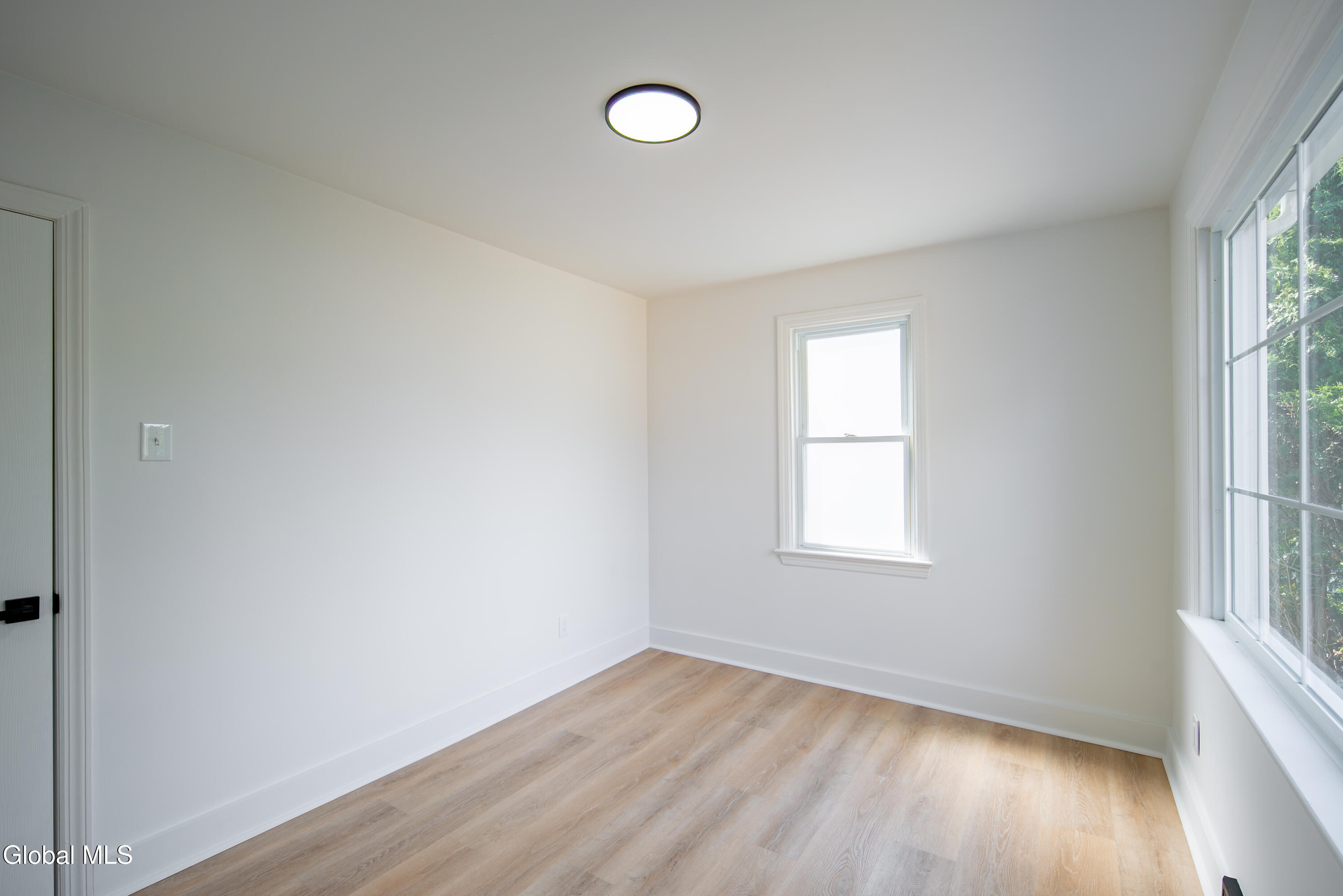 308 Kings Road Schenectady NY 12304