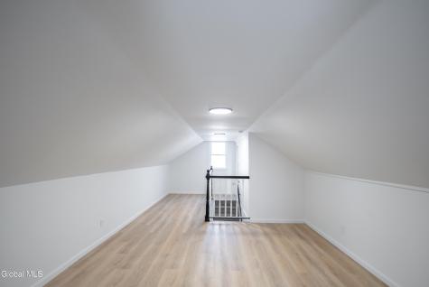 308 Kings Road Schenectady NY 12304