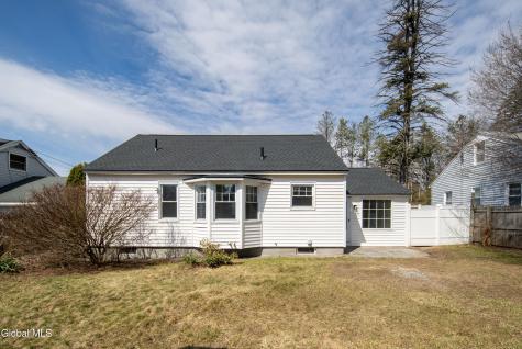 308 Kings Road Schenectady NY 12304