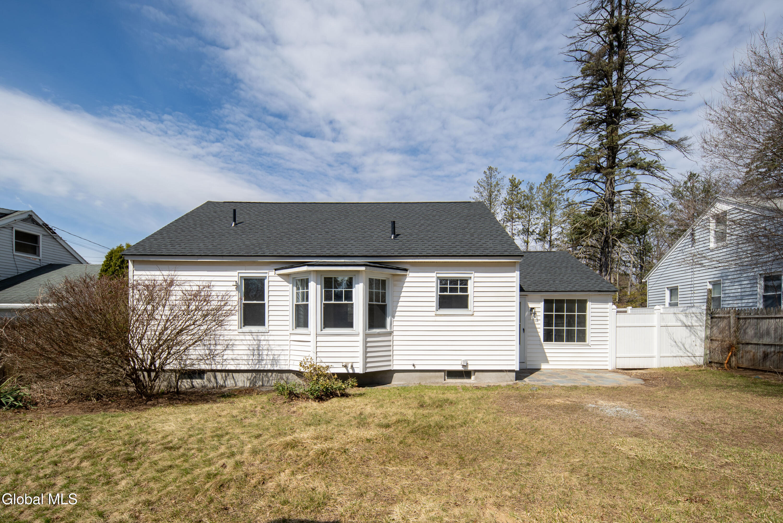 308 Kings Road Schenectady NY 12304