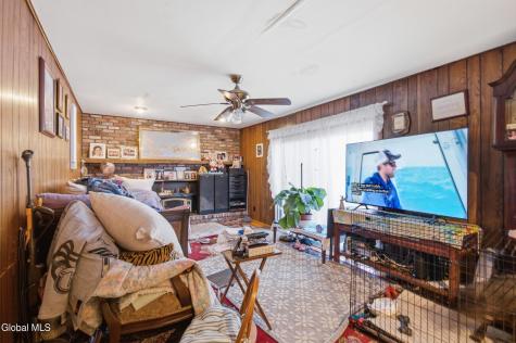 31 Lacy Lane Albany NY 12211