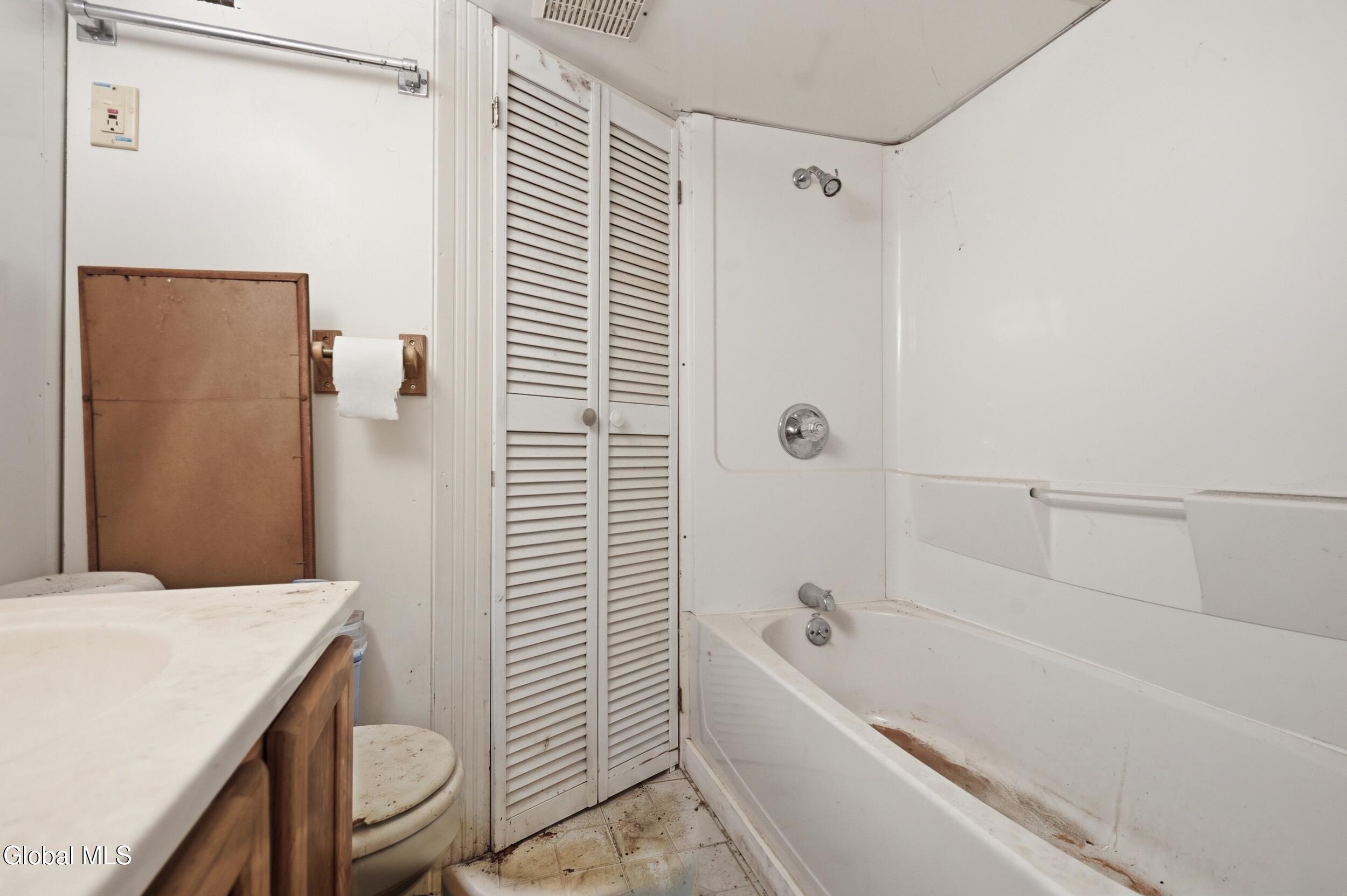 31 Lacy Lane Albany NY 12211