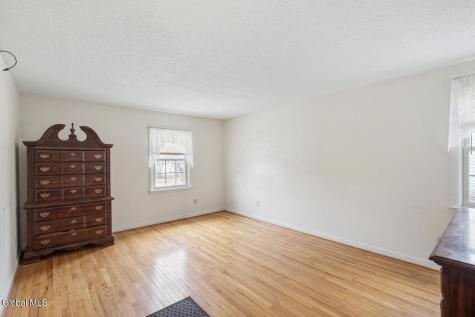 31 Lacy Lane Albany NY 12211
