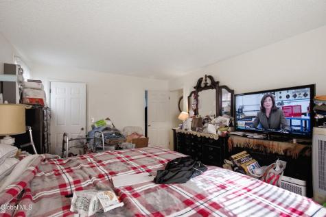 31 Lacy Lane Albany NY 12211