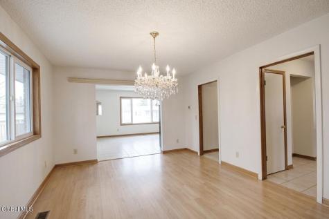 31 Lacy Lane Albany NY 12211