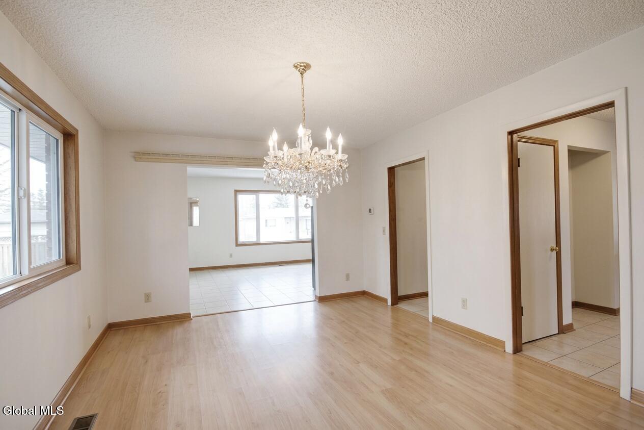 31 Lacy Lane Albany NY 12211