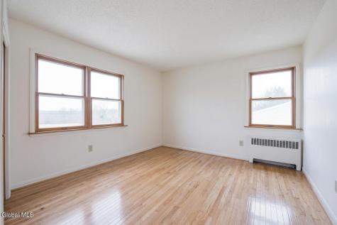 31 Lacy Lane Albany NY 12211