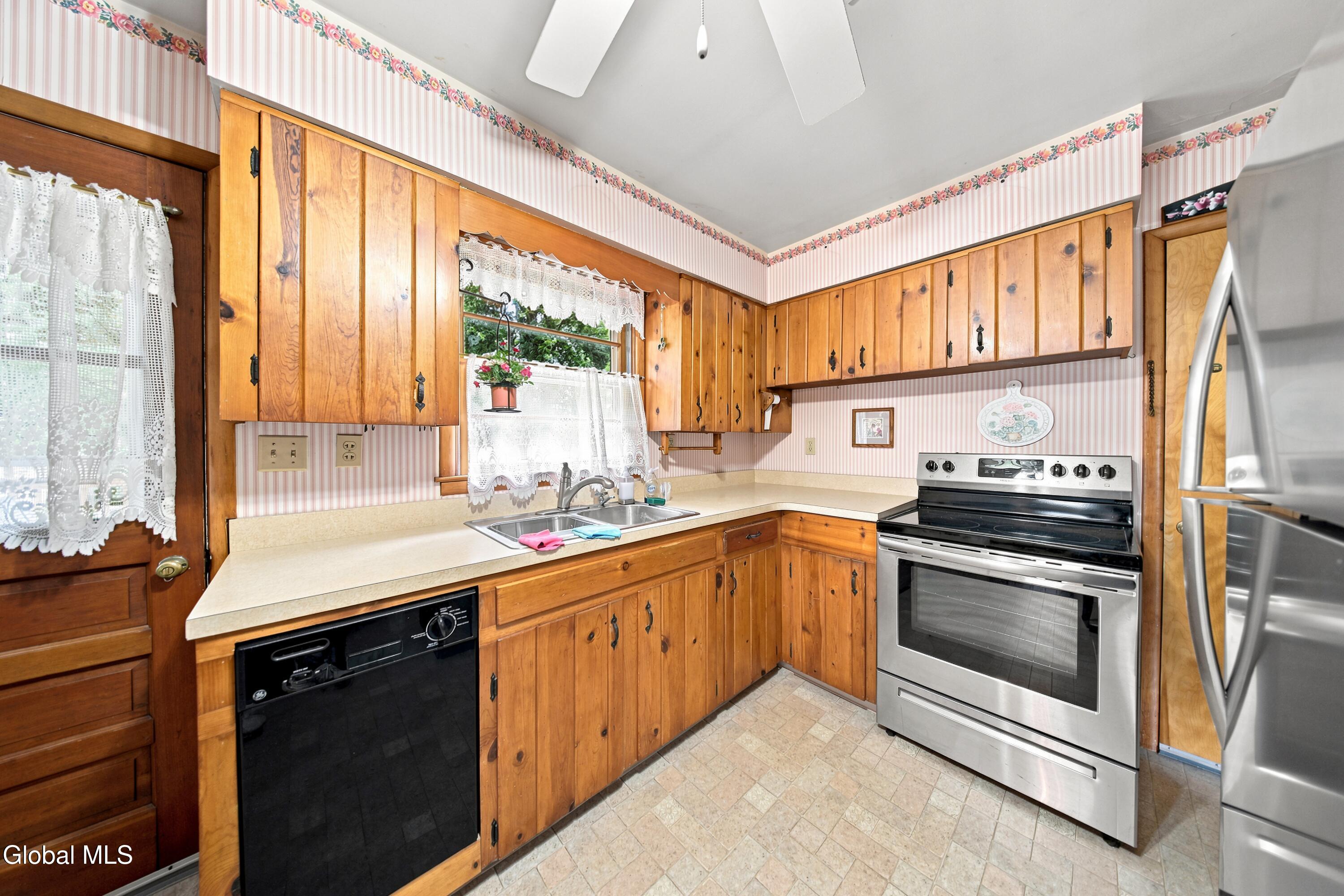 22 Homestead Drive Latham NY 12110
