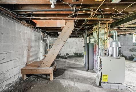 14 Rapp Road Albany NY 12205