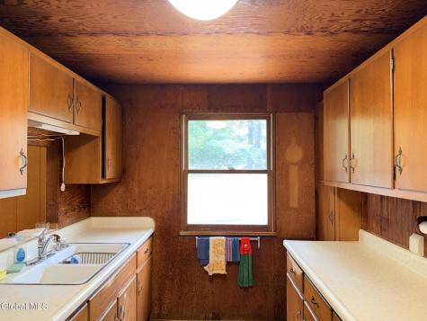 132 Seelye Road Queensbury NY 12804